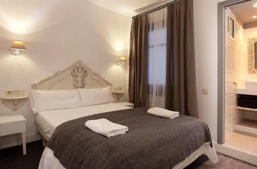 Nextdoor Casanova Barcelona Hotel 0*,  Spain
